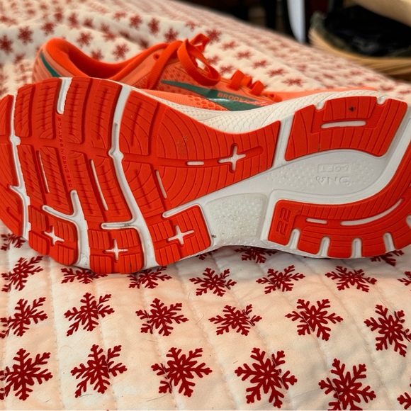 Brooks Orange and White Women's Sneakers - Picture 2 of 3